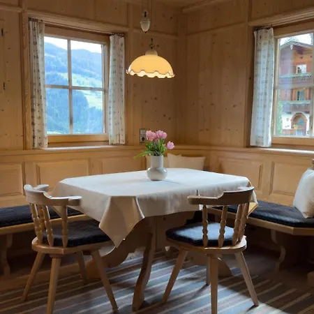 Semesterbostad Aussermoos-zuhaus *